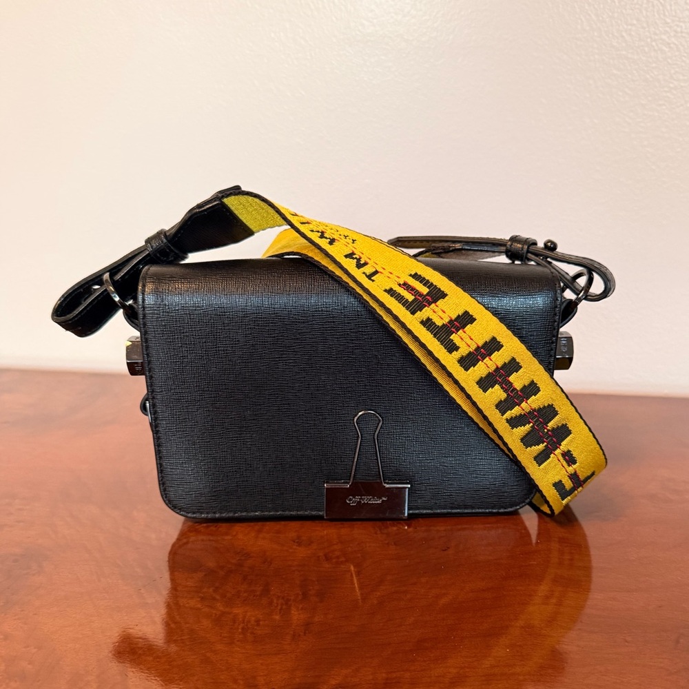 OFF-WHITE Binder Clip Bag
